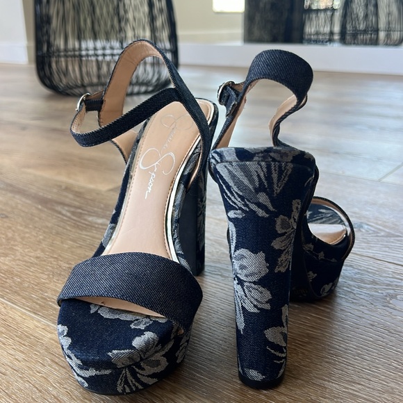 Jessica Simpson denim platform heels - Picture 5 of 5